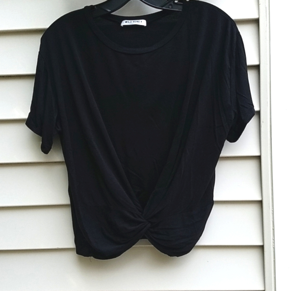 WILD HONEY Woman's Top,size M